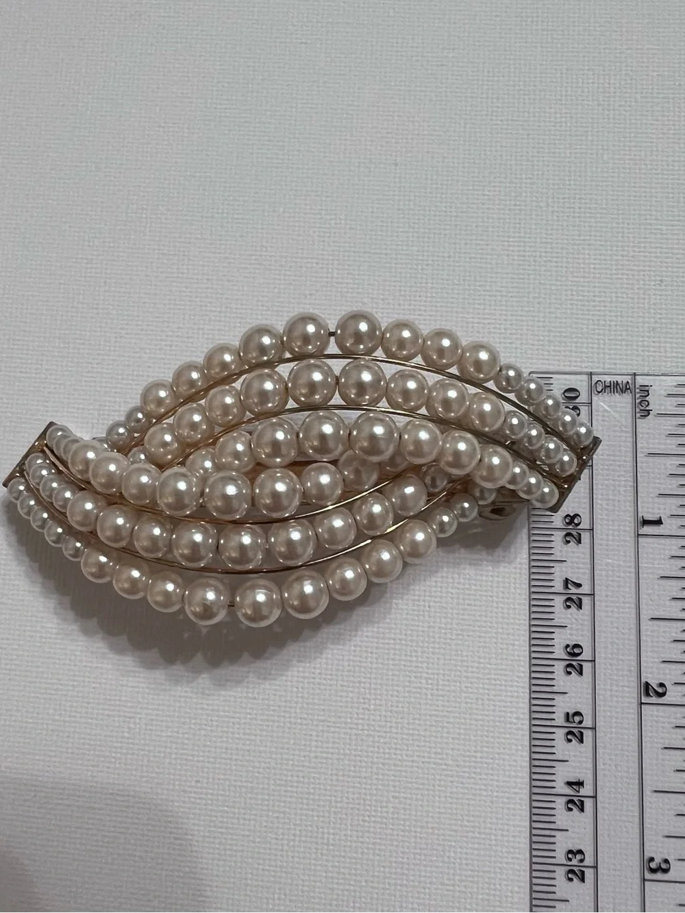 Classic Vintage Pearl Wave Wedding Day Hair Clip - Ivory Faux Pearl Accent